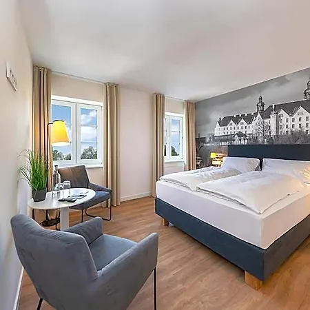 House 4*