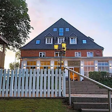 House 4*