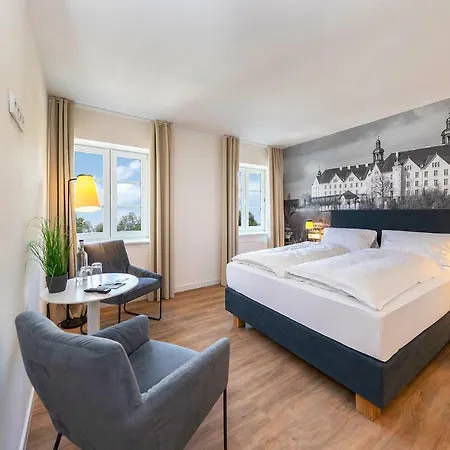 House Hotel